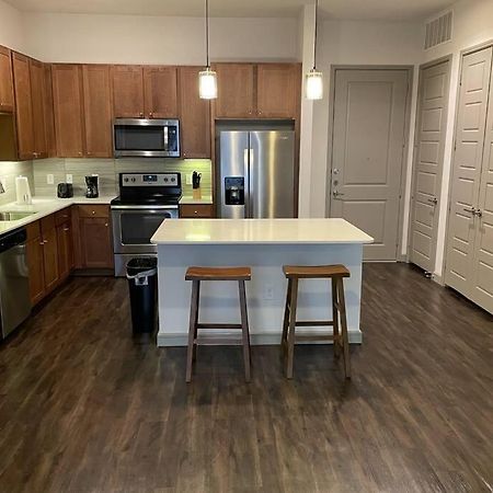 Апартаменты Downtown Living 1Br W/ Free Parking Garage Хьюстон Экстерьер фото